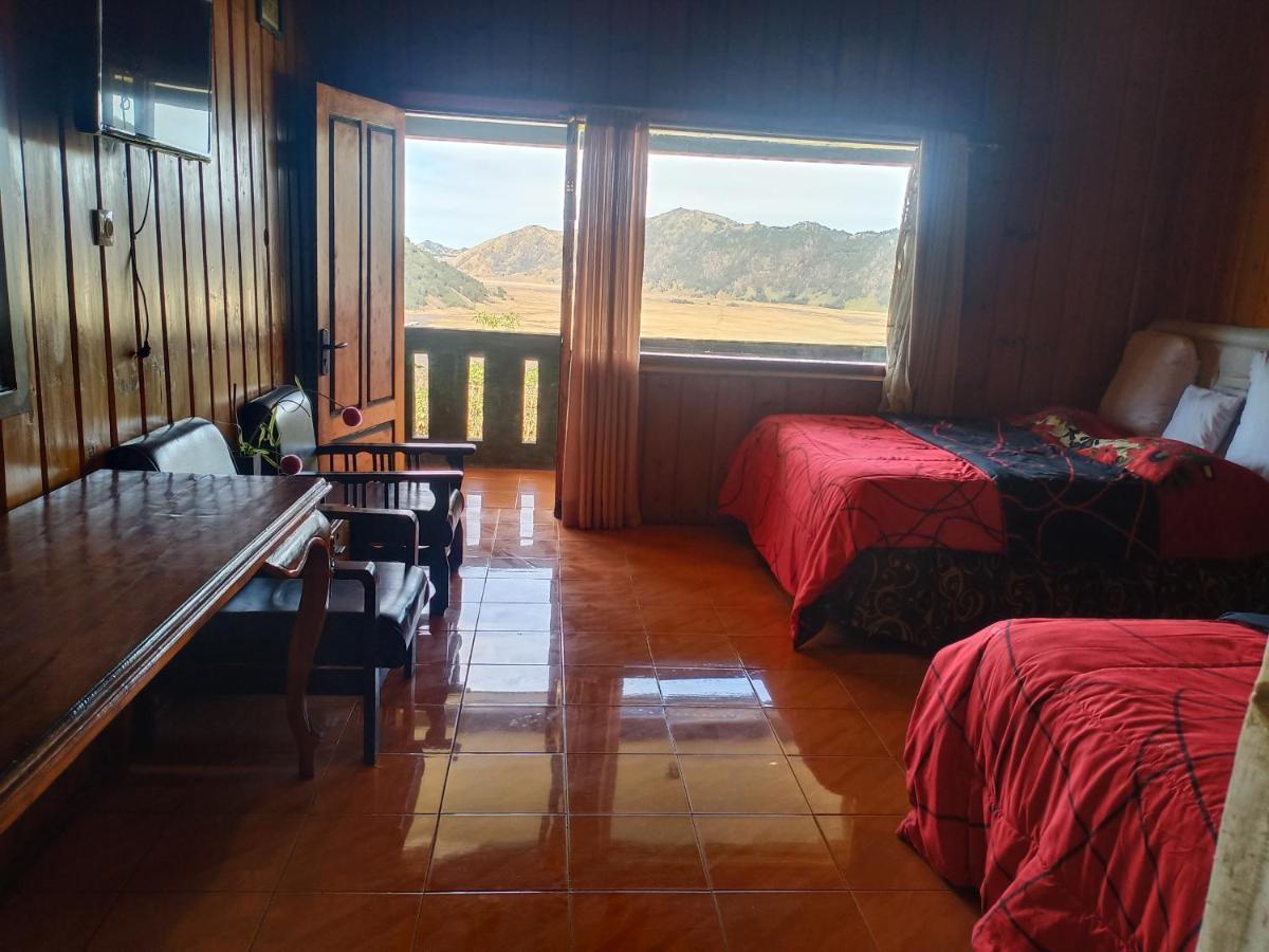 Cemara Indah Hotel Bromo Esterno foto
