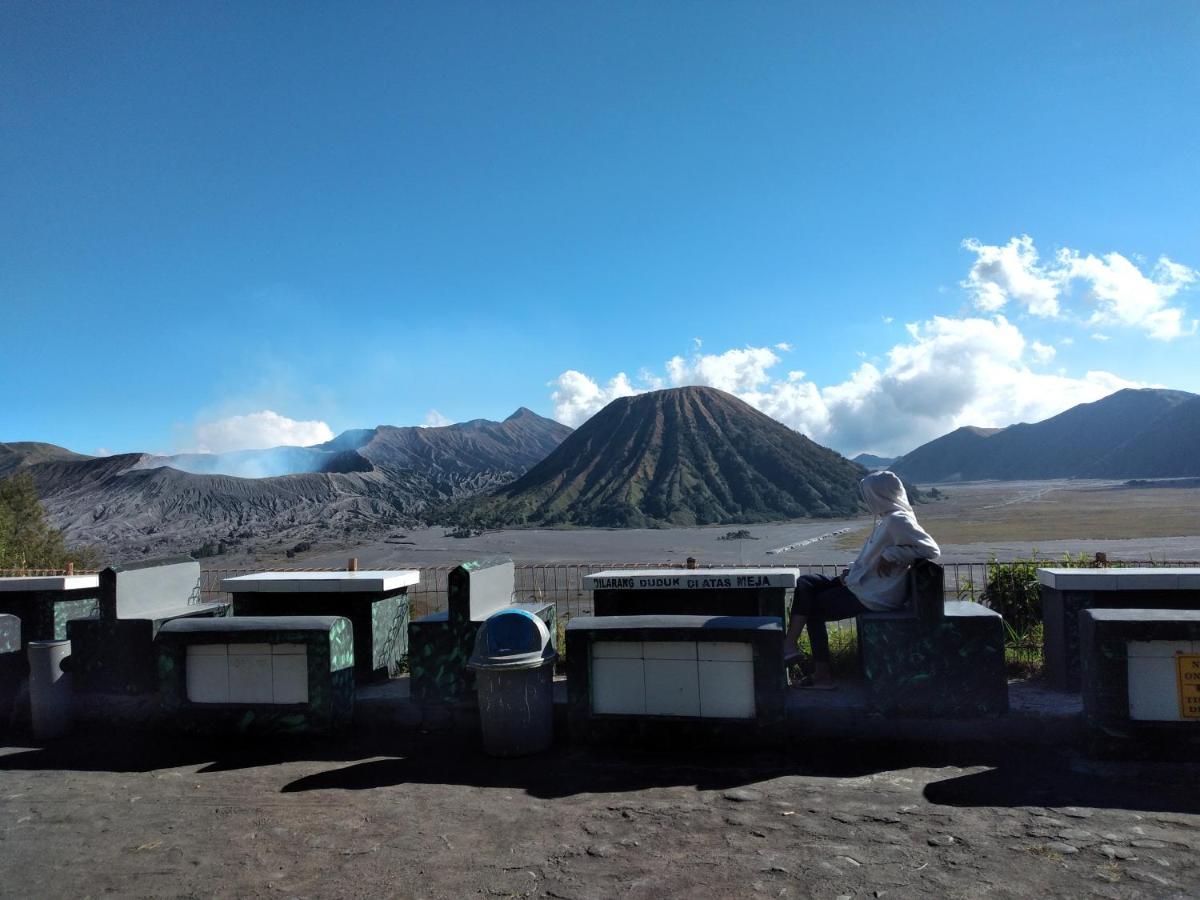 Cemara Indah Hotel Bromo Esterno foto