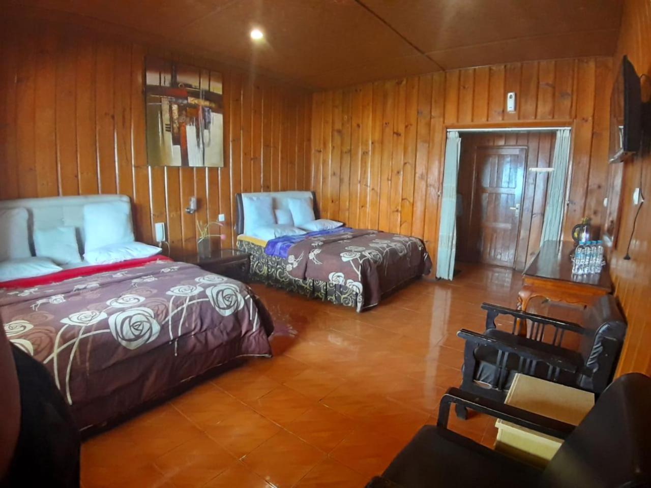 Cemara Indah Hotel Bromo Camera foto