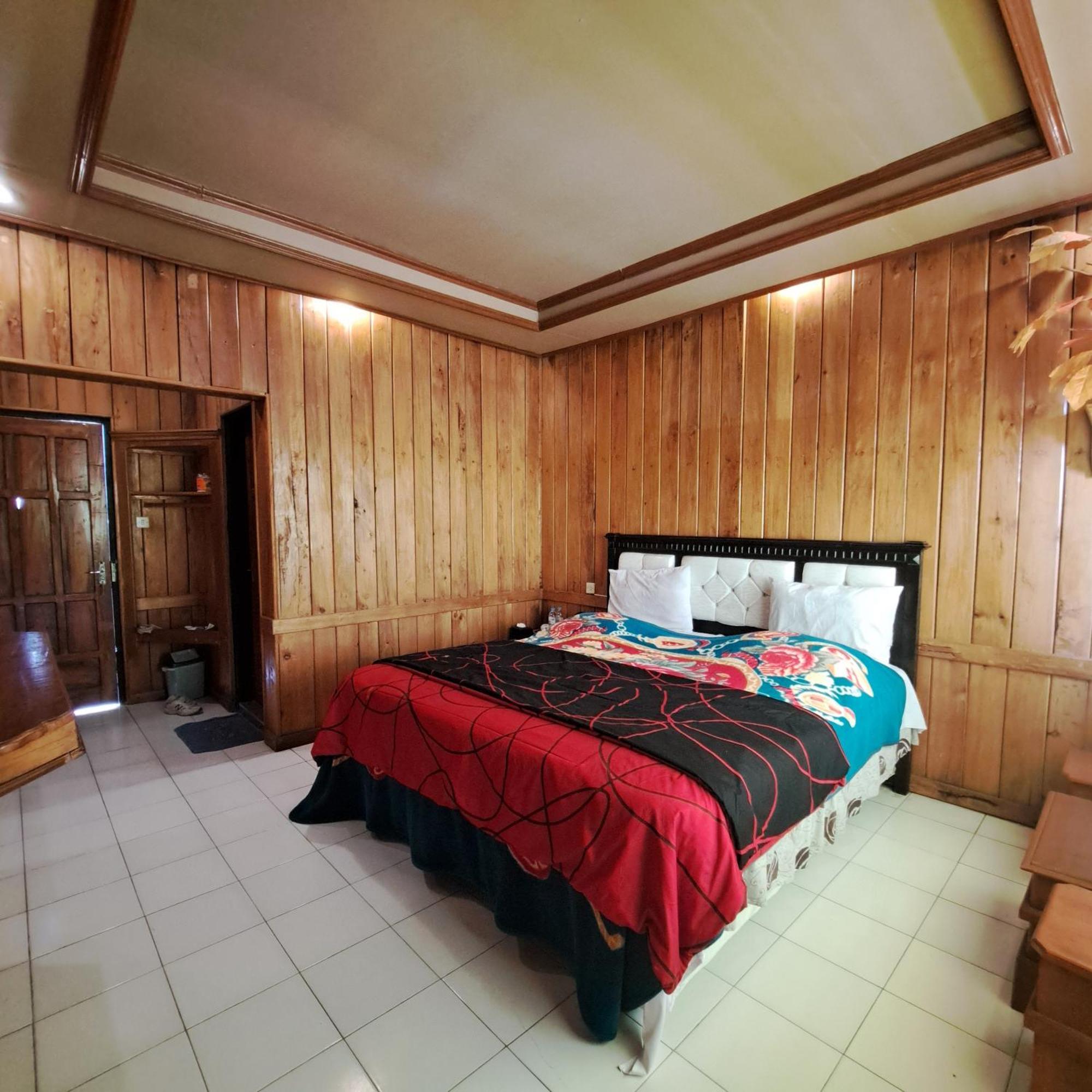 Cemara Indah Hotel Bromo Esterno foto